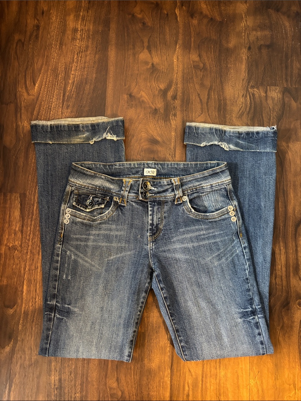 Cache Women's Distressed Blue Bootcut Jeans Mid Rise 99% Cotton